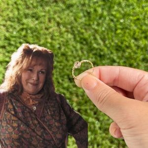 Molly Weasley inspired ring